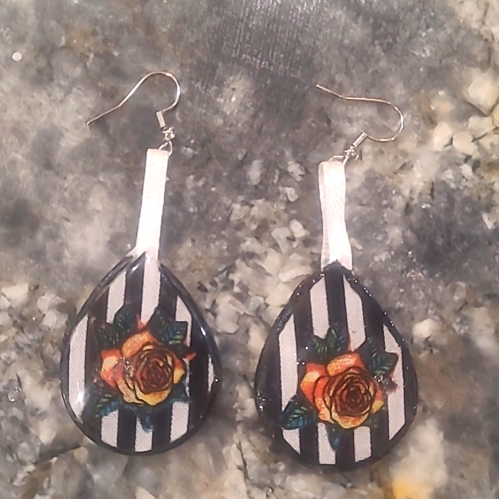 Vintage Look Black and Gold Dangle Earrings with Rose Motif 3 Pair $15